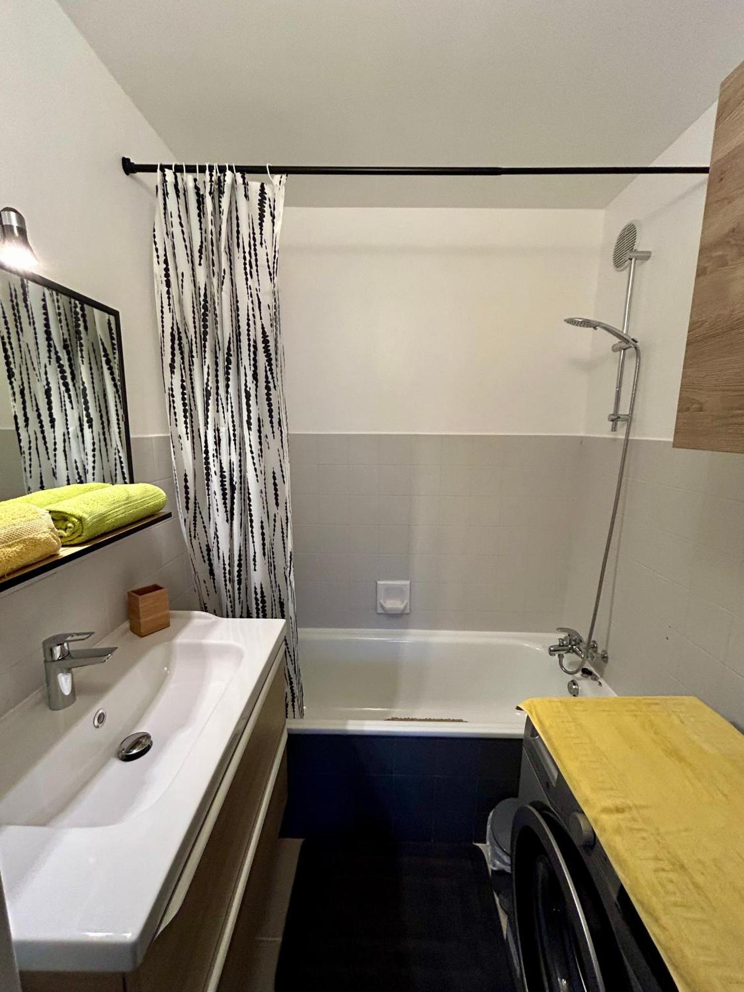 Cocoon Vue Mer ☆ En Face Du Port De Golfe-Juan ☆ Exterior foto